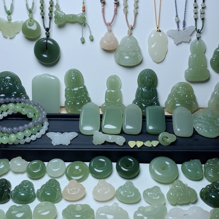 和田玉吊坠未镶嵌