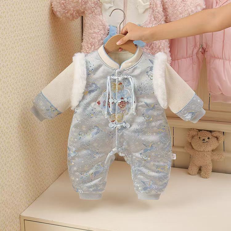 秋冬哈衣新生儿保暖连体长爬服保暖冬装连体衣