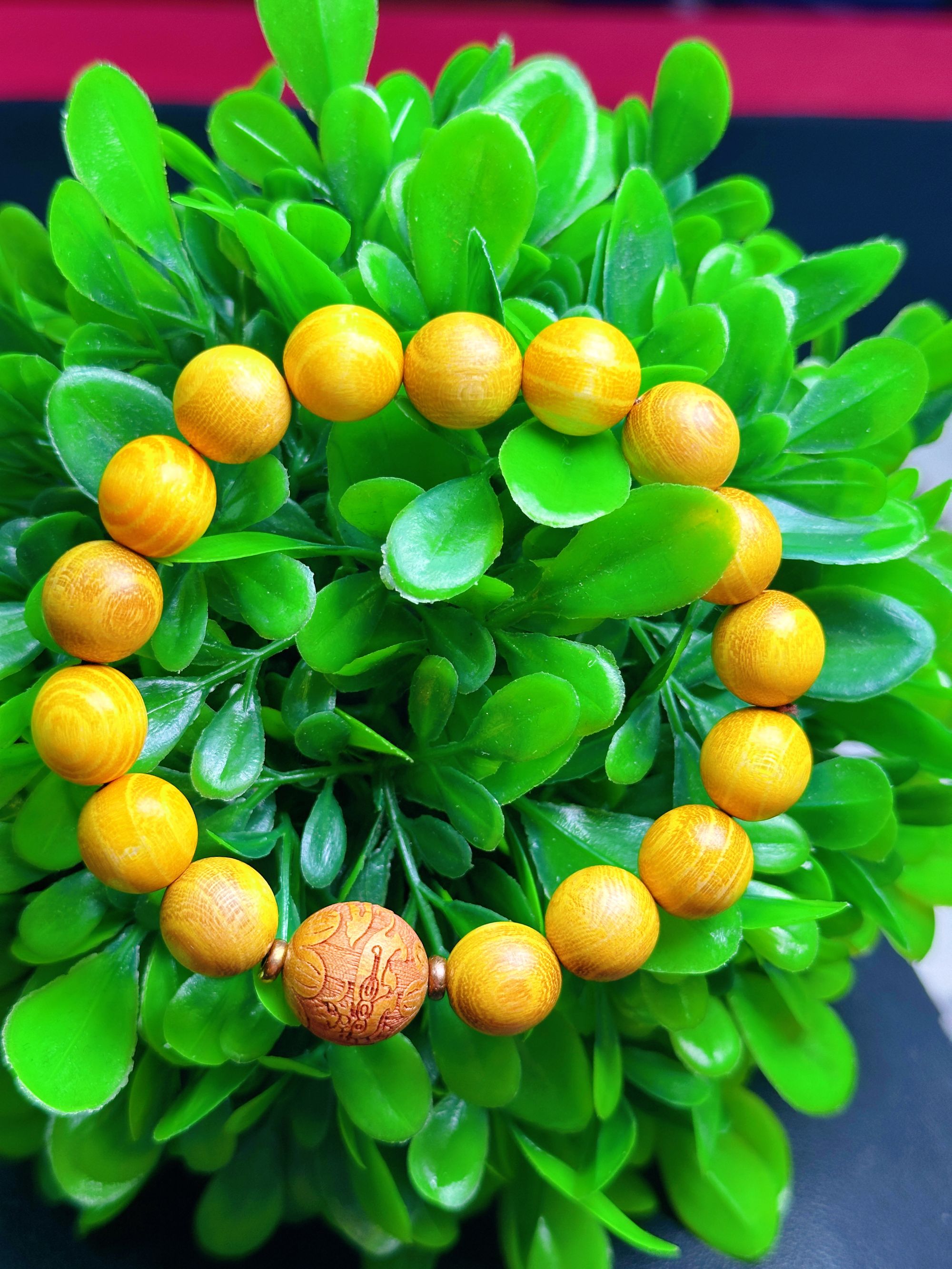 A5294黄金檀木手串