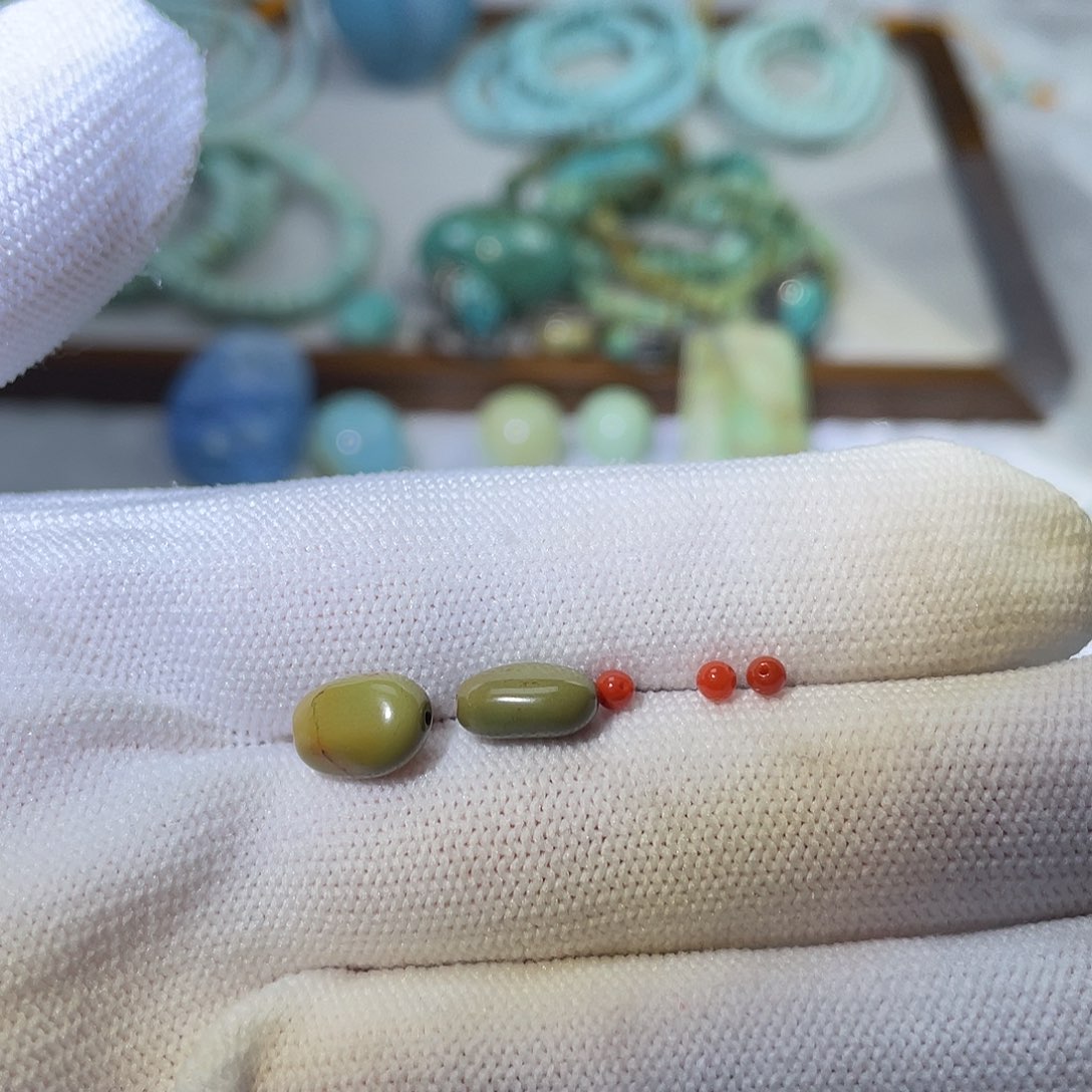 南红玛瑙未镶嵌珠宝奇石