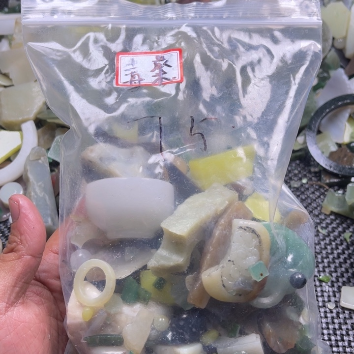 和田玉（糖玉）未镶嵌和田玉白*