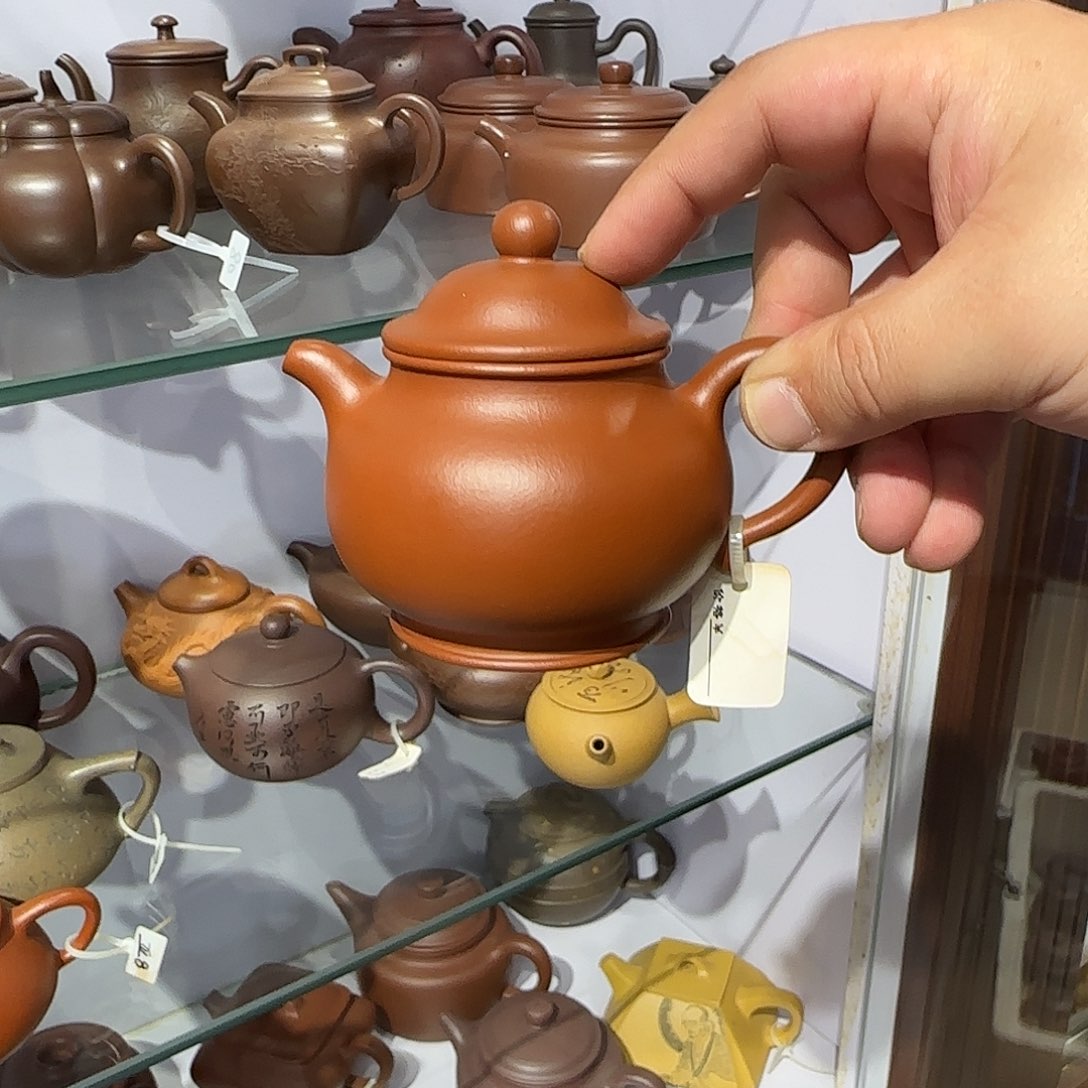 紫砂茶壶潘壶朱泥