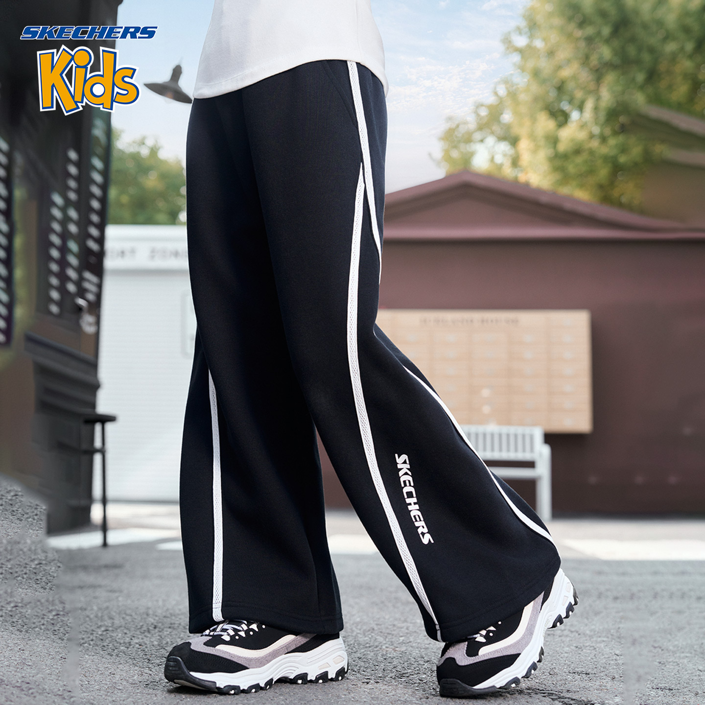 SKECHERS斯凯奇童装新款女童运动户外H425G202