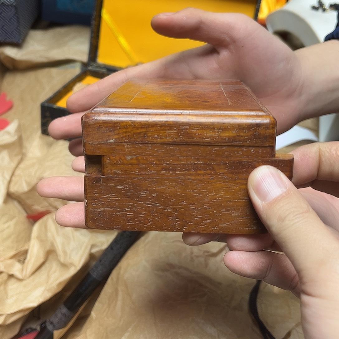 大叶紫檀（黑酸枝木类）