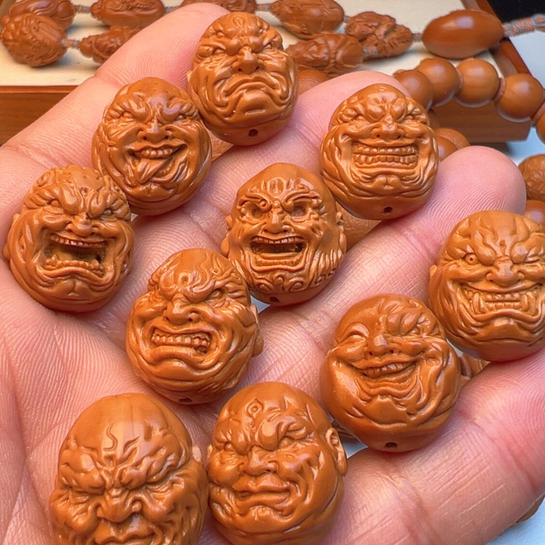橄榄核吊坠经典恶僧