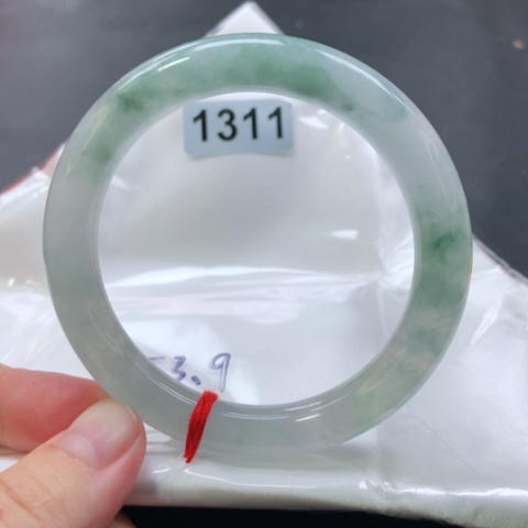 翡翠手镯未镶嵌1311号