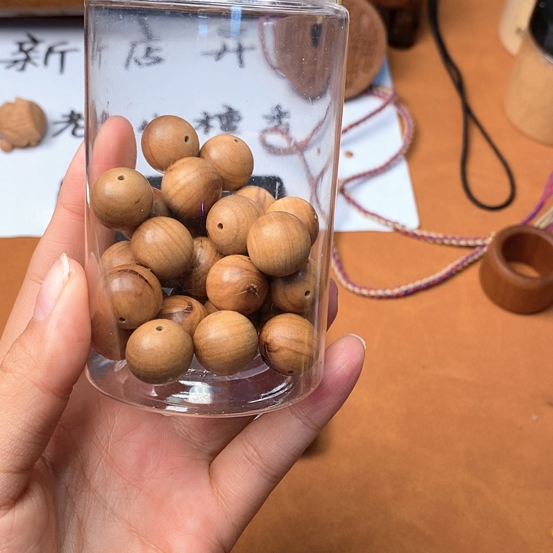檀香木手串/手链1.4横纹沉水瑕疵散珠44.8克