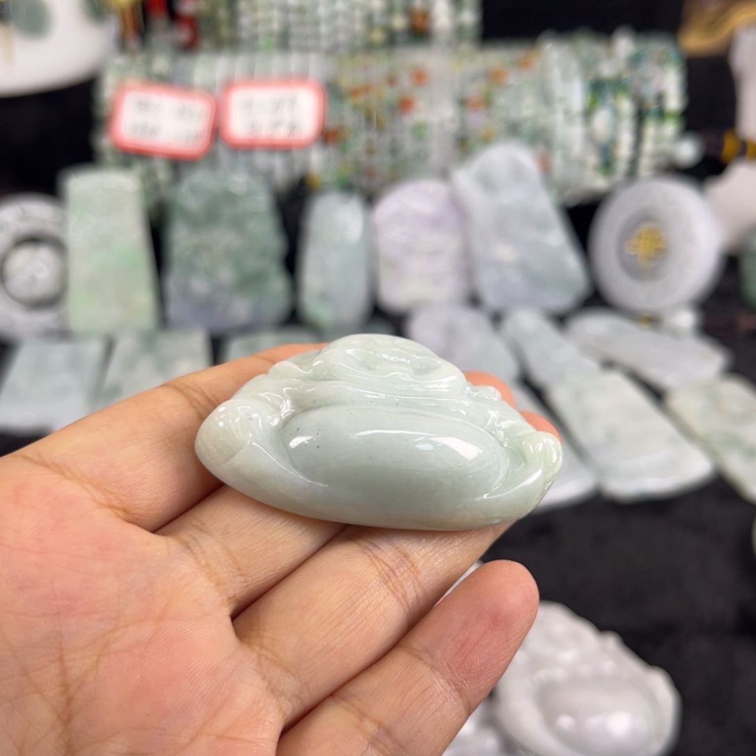 翡翠未镶嵌吊坠(不含链)瑕疵