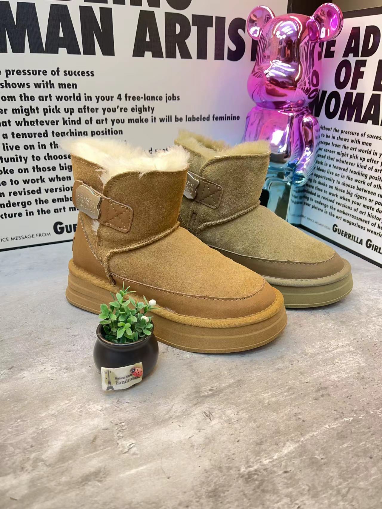 JRLY加绒加厚厚底女士经典时尚保暖百搭雪地棉女鞋短筒雪地靴2416