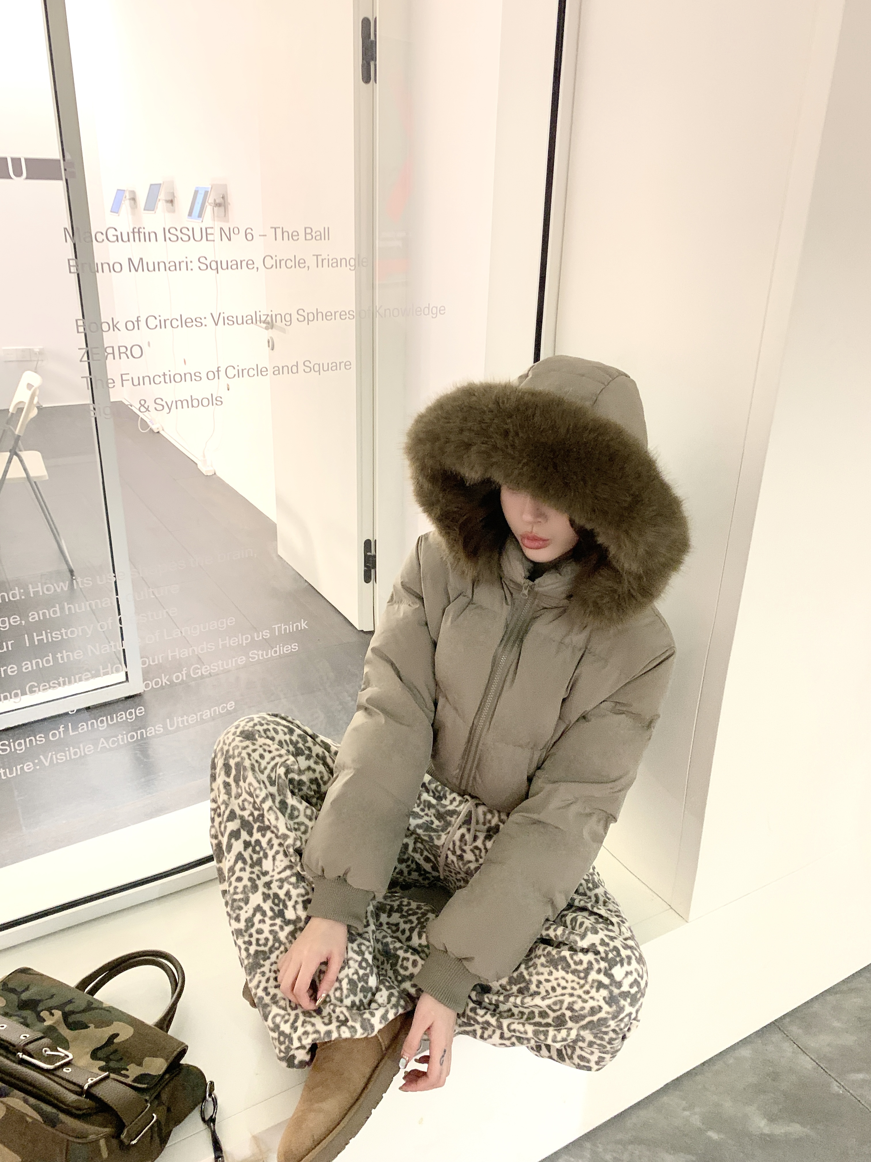 Lynka Vogue【90白鸭绒】环保狐狸毛毛领羽绒服冬季新款短款面包服