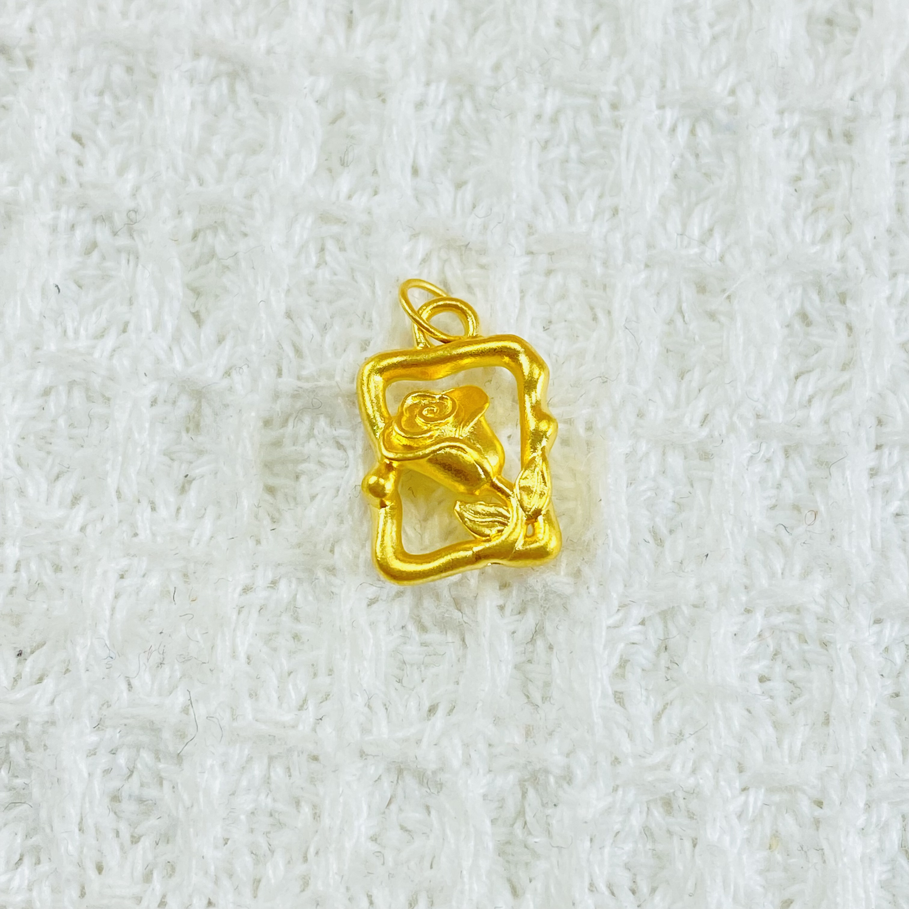 足金999 黄金方块玫瑰花 0.29