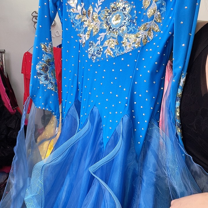 交谊舞的舞蹈动作和舞蹈