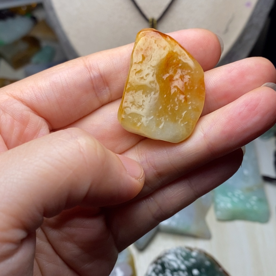 翡翠未镶嵌颈饰天然