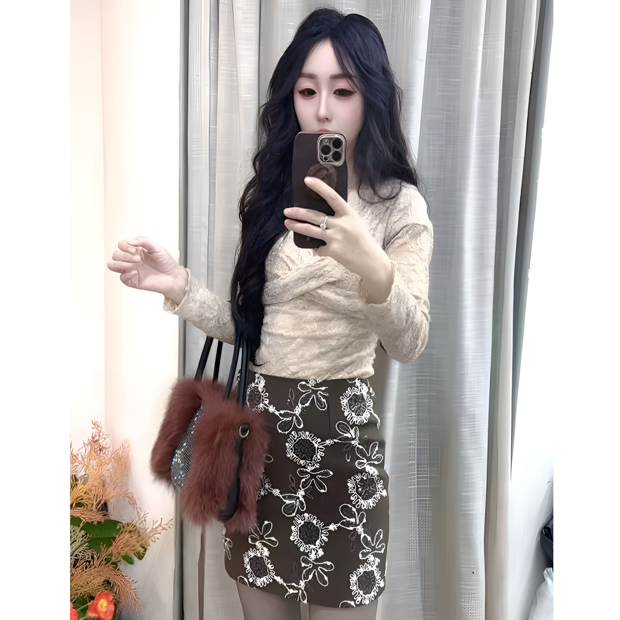 显瘦时尚百搭订制拉绒万针刺绣亮片短裙