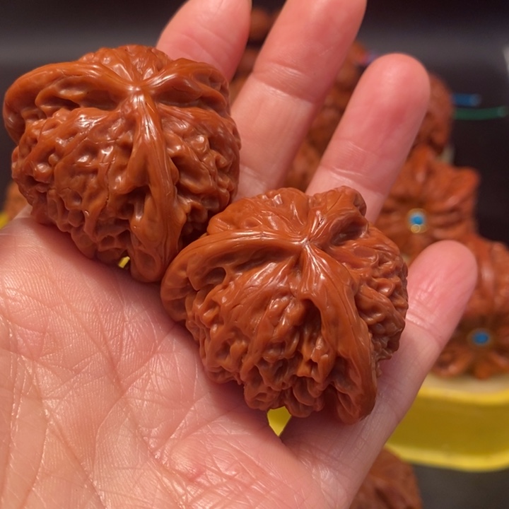 黑***哥猴头核桃吊坠工艺核桃