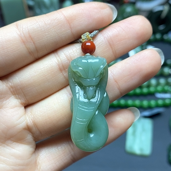 和田玉吊坠未镶嵌