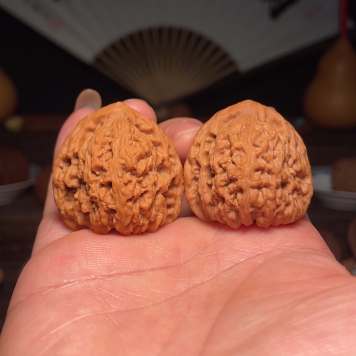 文玩核桃吊坠南疆石