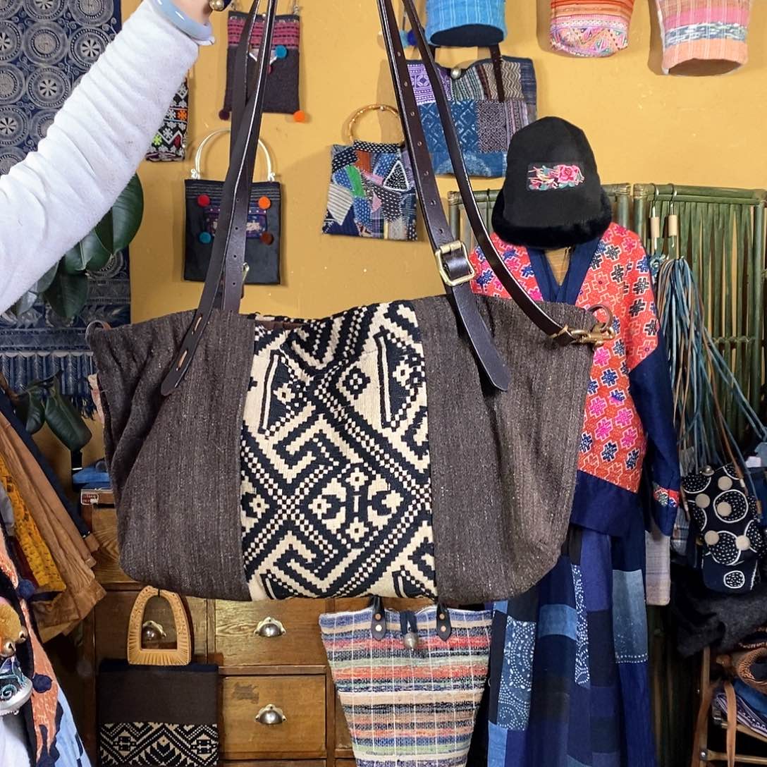 织绣手工制作包包