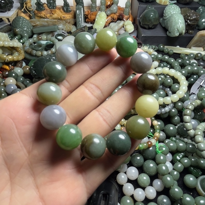 和田玉手串未镶嵌人****区卡16