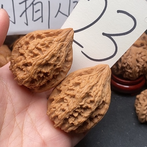 桃核吊坠41全品高尖大姑石