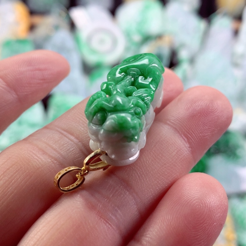 【闪购商品】翡翠吊坠(不含链)未镶嵌