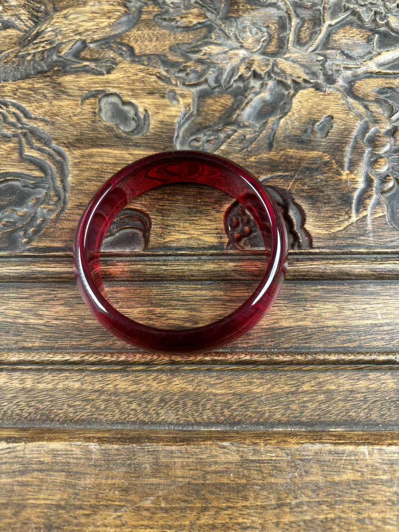 琥珀血魄手镯一个{小七甄选}