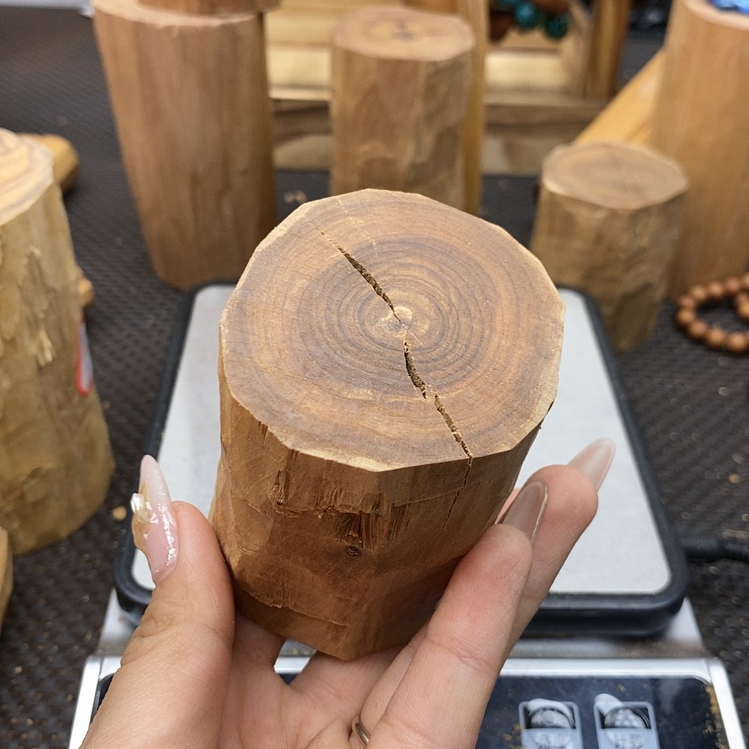 木由**久老山檀香木料木料木料