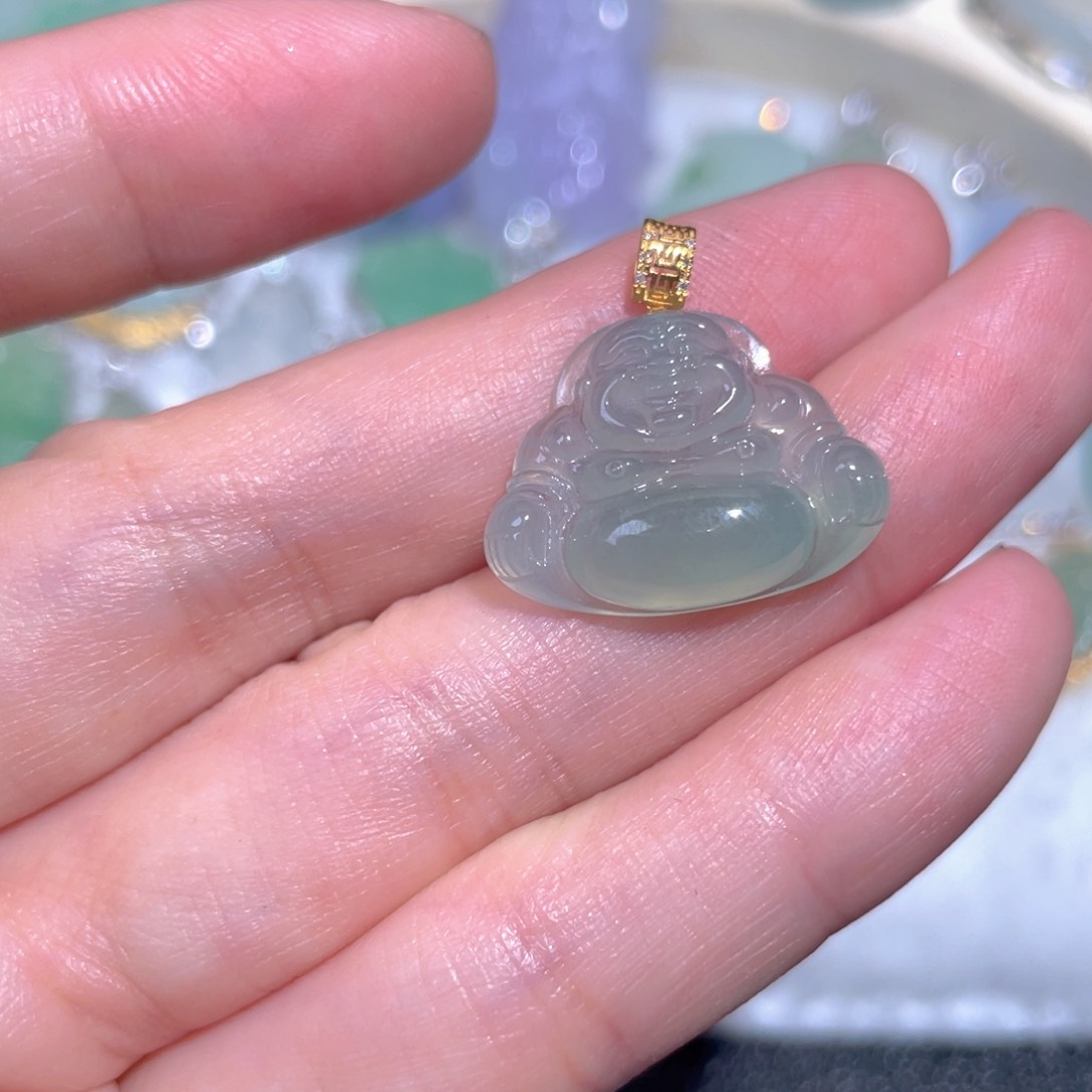 翡翠颈饰18K金镶嵌翡翠