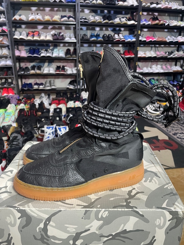 95新 maje 41码265/SF-Air Force 1 休闲鞋 黑胶Hi 