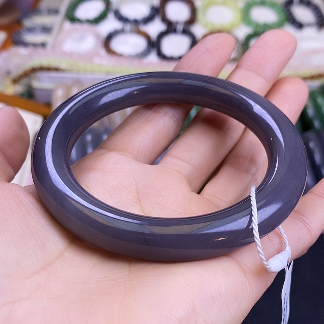 颈饰未镶嵌和田玉58-59浓烟紫圆条手镯