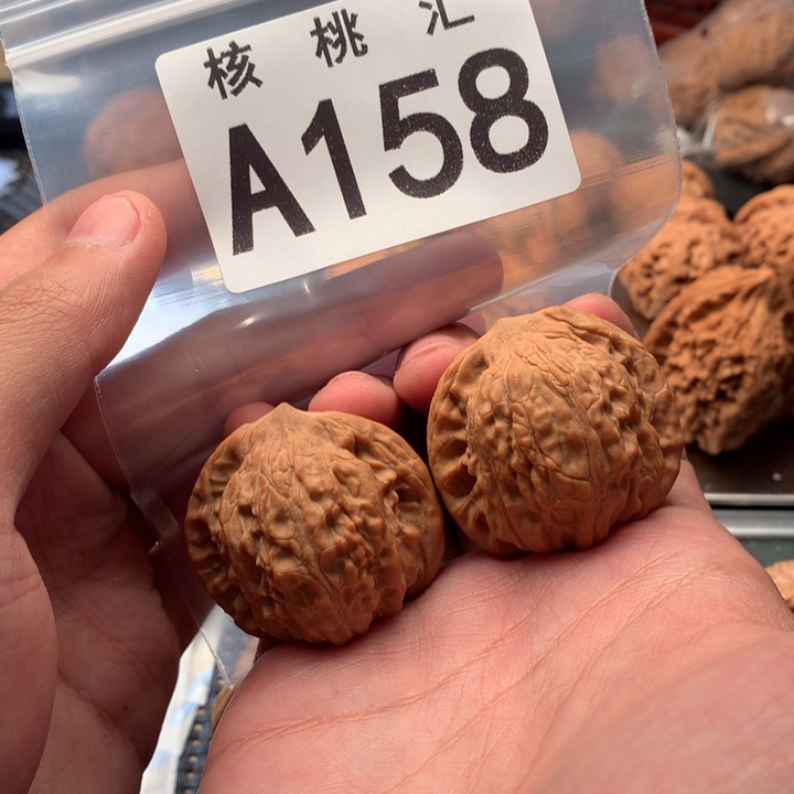 文玩核桃吊坠悟空寺