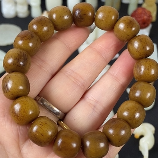 玛瑙/玉髓足铂镶嵌手链