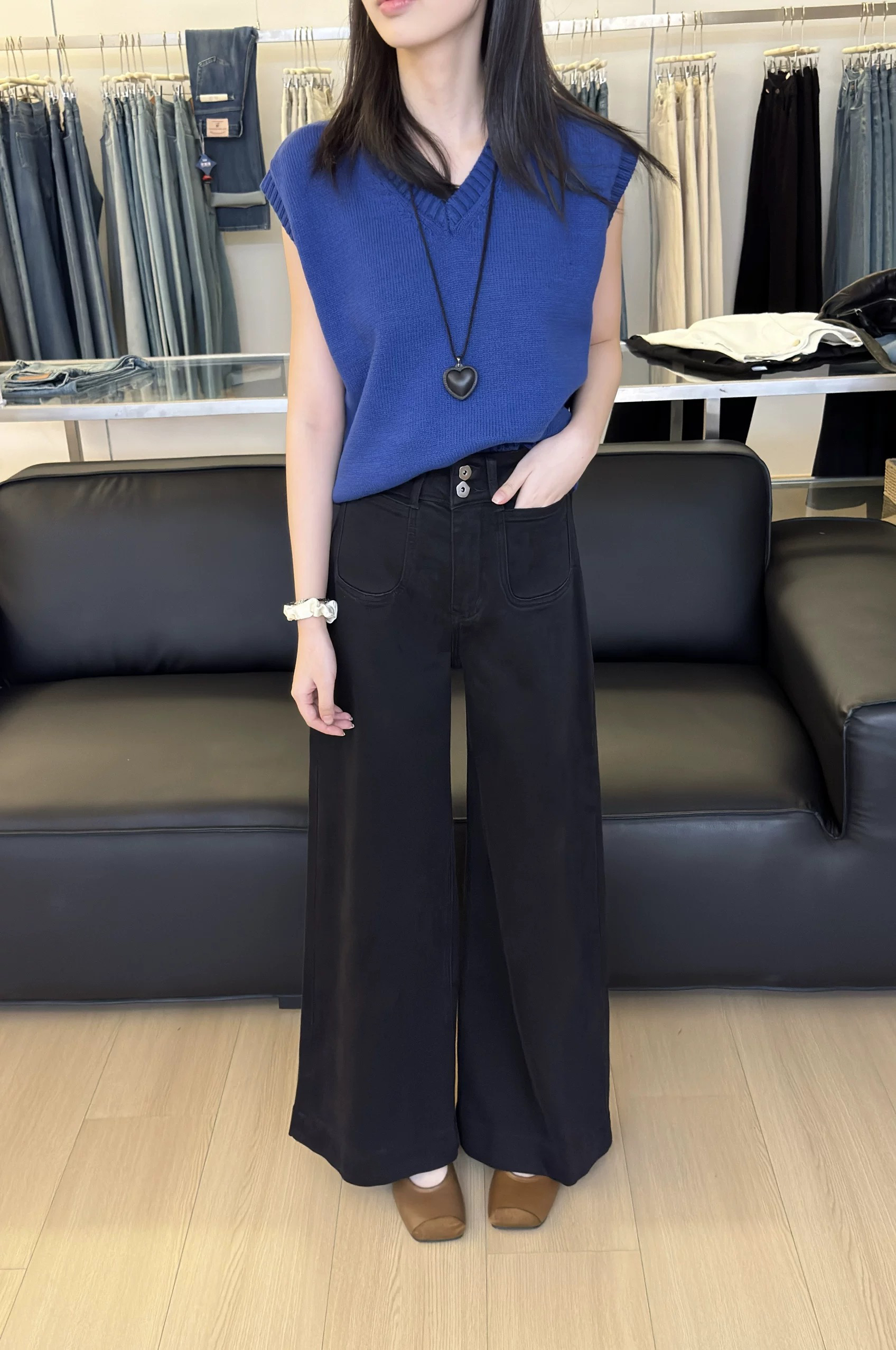 MS微喇牛仔裤黑色腰围66裤长106