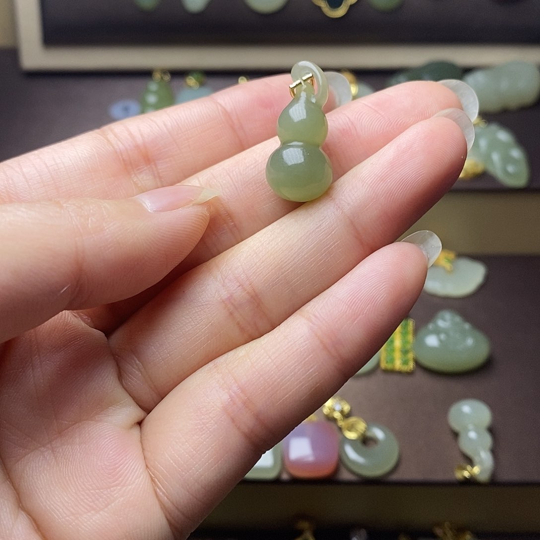 和田玉颈饰银S925镶嵌