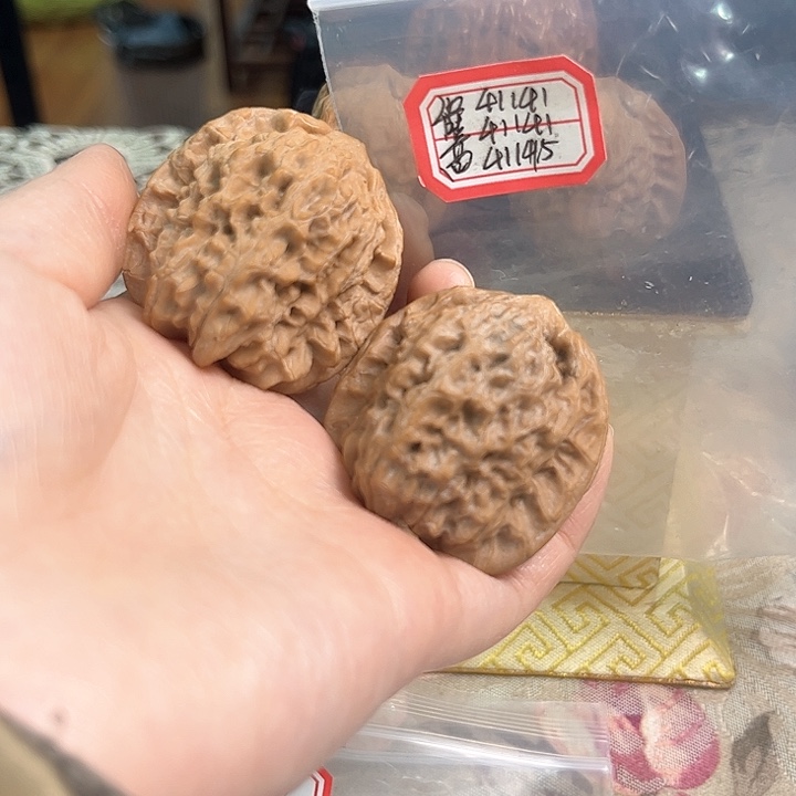 文玩核桃把件非嫁接马老四