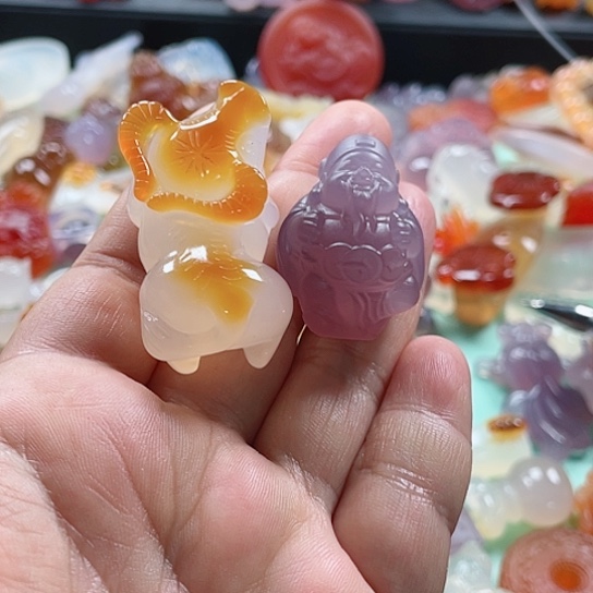 玛瑙/玉髓颈饰未镶嵌待****、