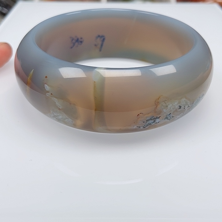 手镯玛瑙/玉髓未镶嵌娟