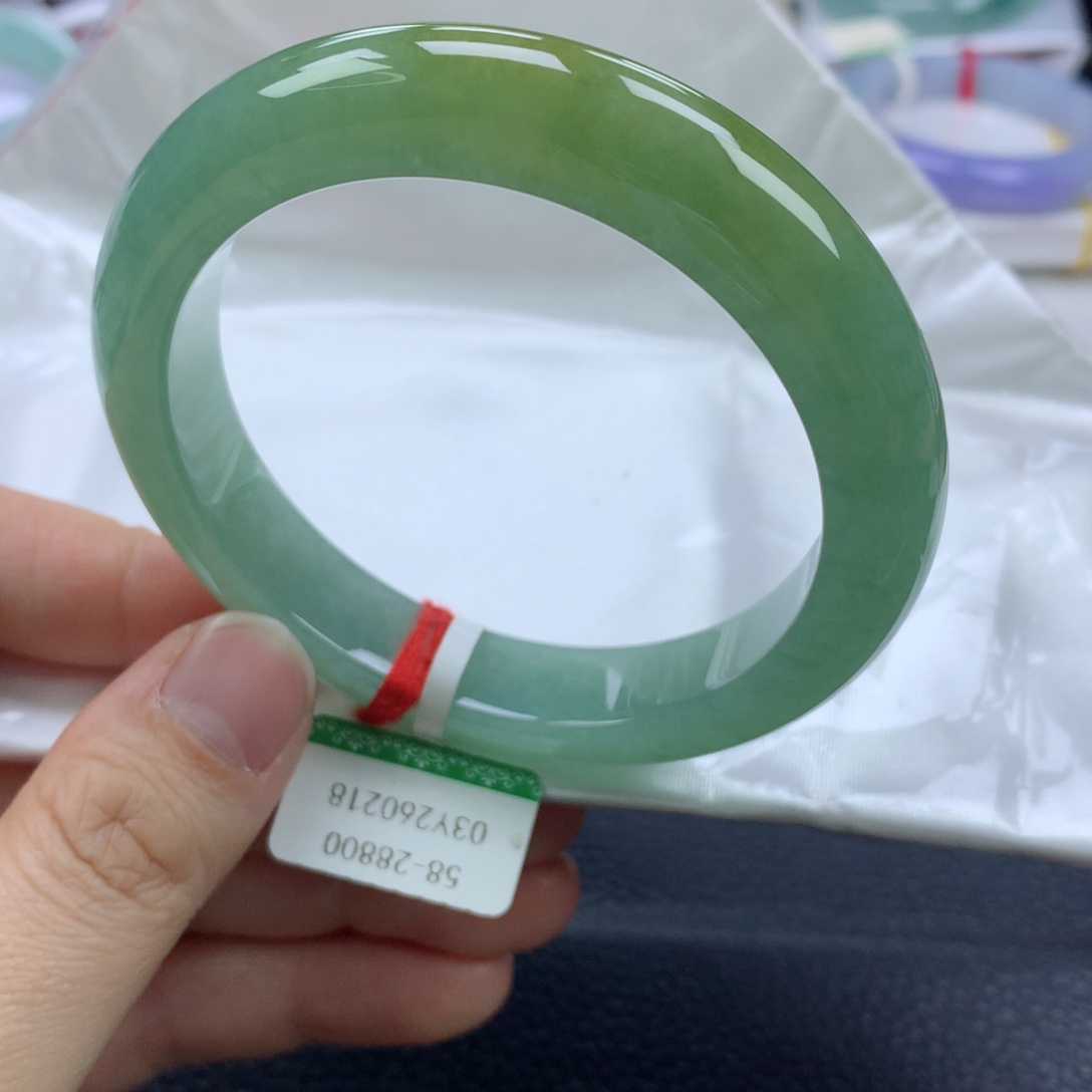 翡翠手镯未镶嵌58正