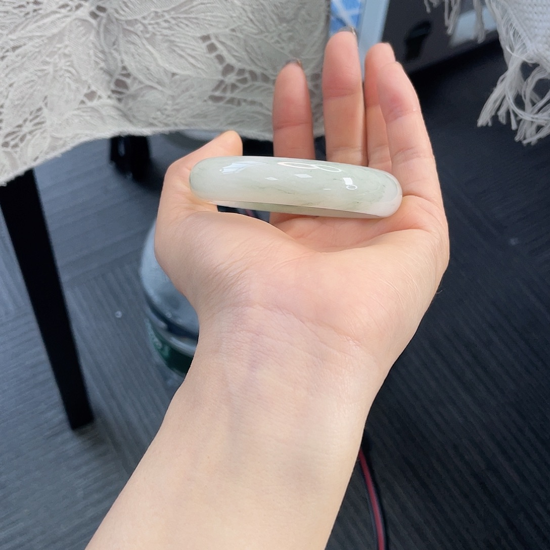 石英质玉未镶嵌手镯343