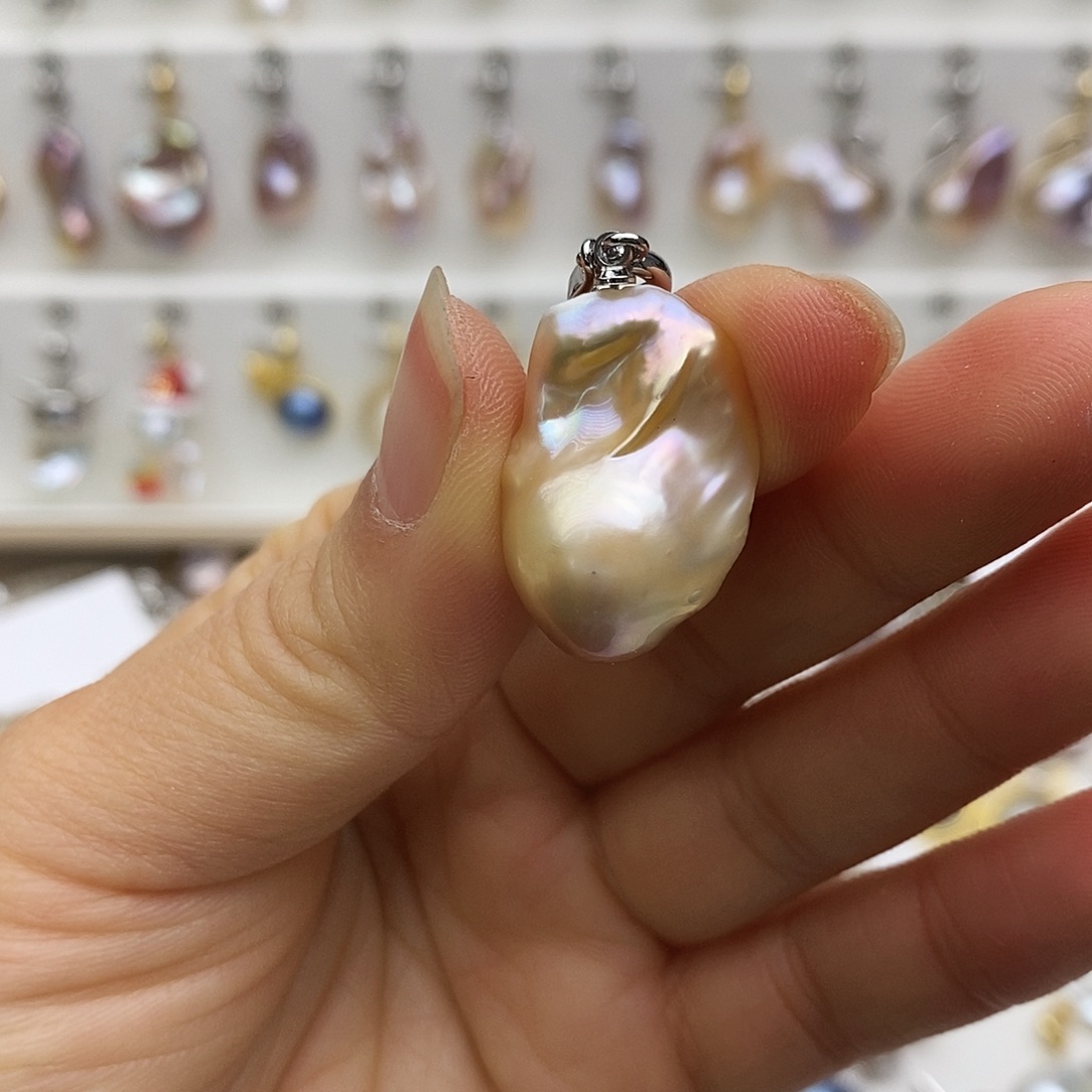 未镶嵌淡水珍珠颈饰