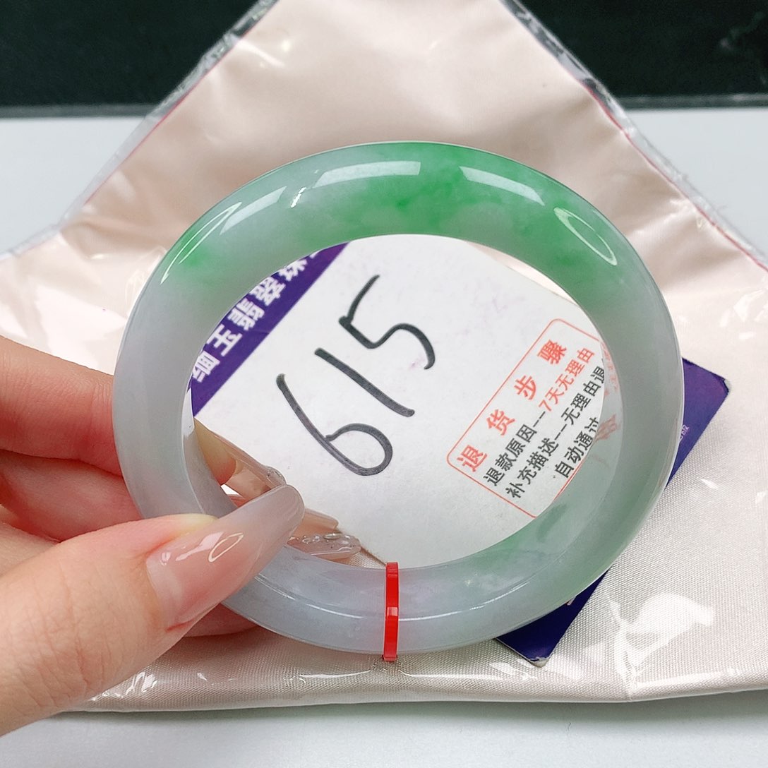 未镶嵌手镯翡翠翡翠手镯