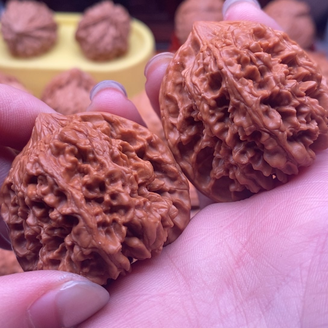 文玩核桃吊坠z****o满天星