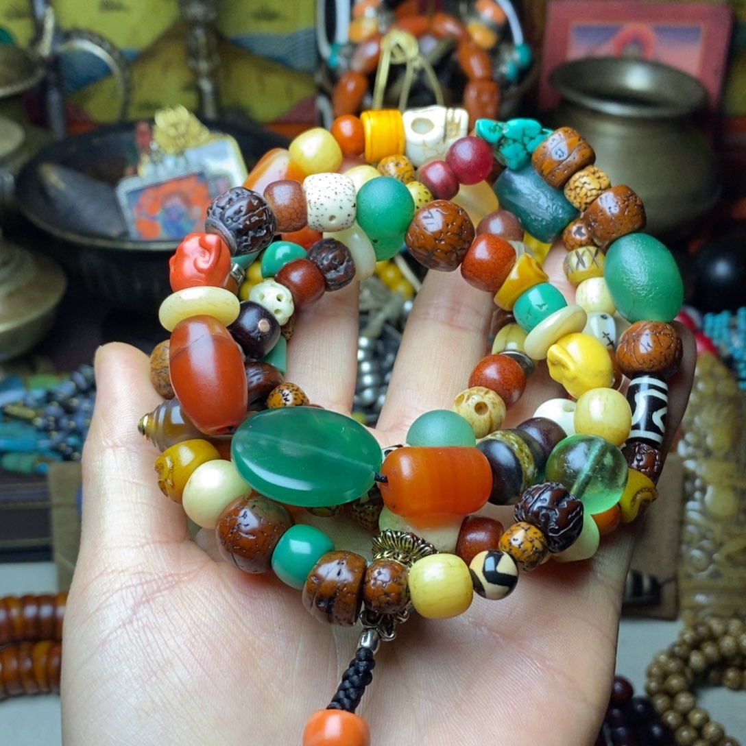 大叶紫檀（黑酸枝木类）