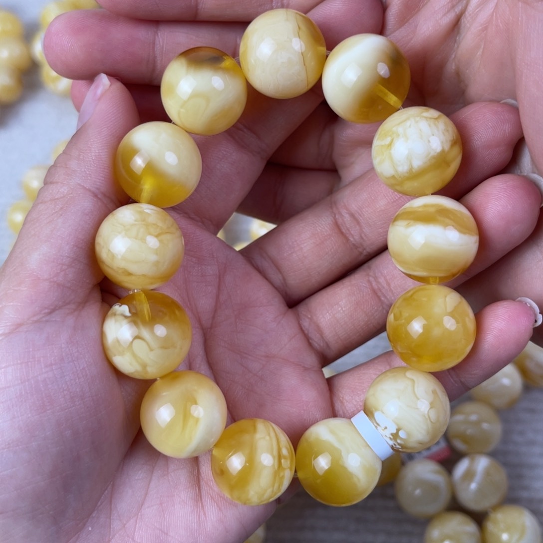 琥珀裸石未镶嵌尺寸17