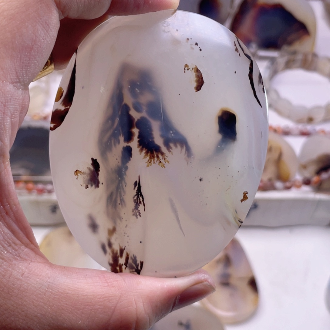 玛瑙/玉髓未镶嵌珠宝奇石