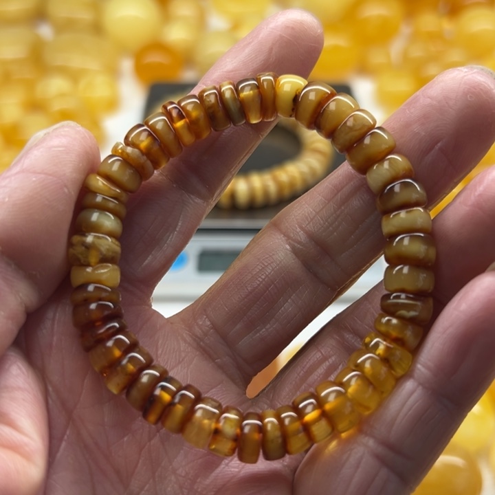 琥珀（矿物珀）未镶嵌裸石