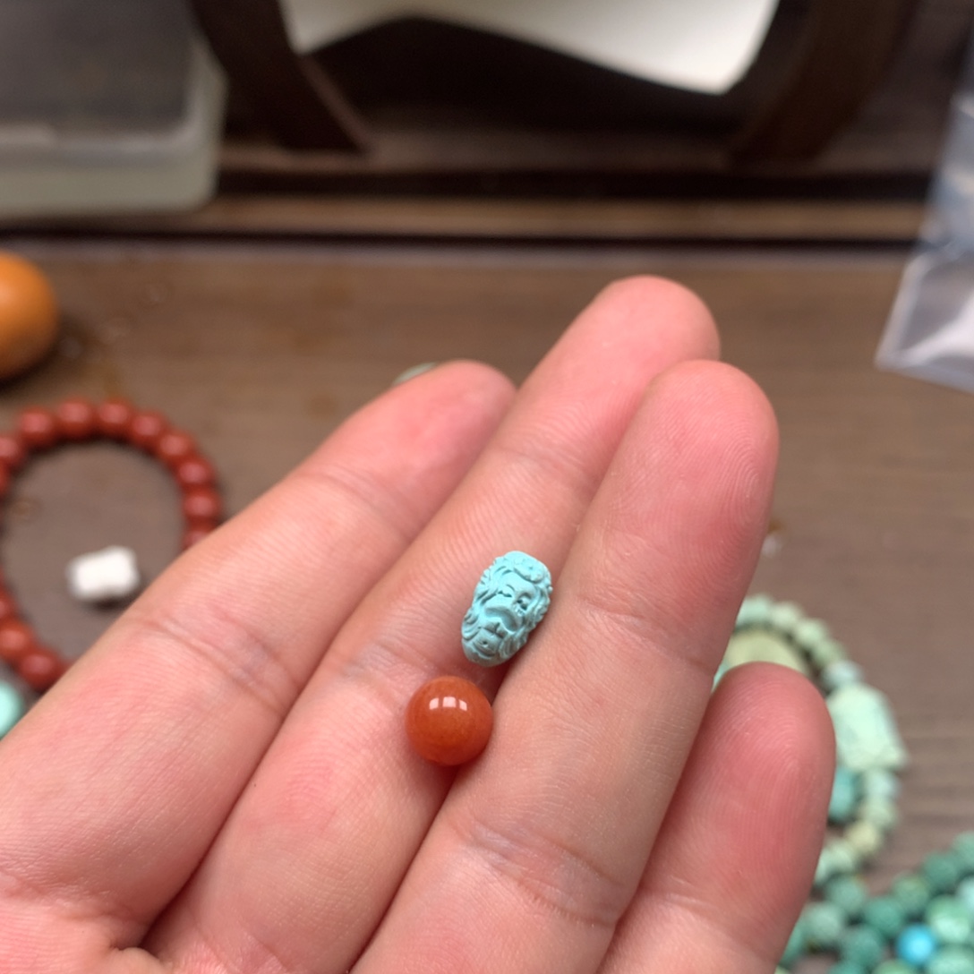 未镶嵌雕刻南红玛瑙