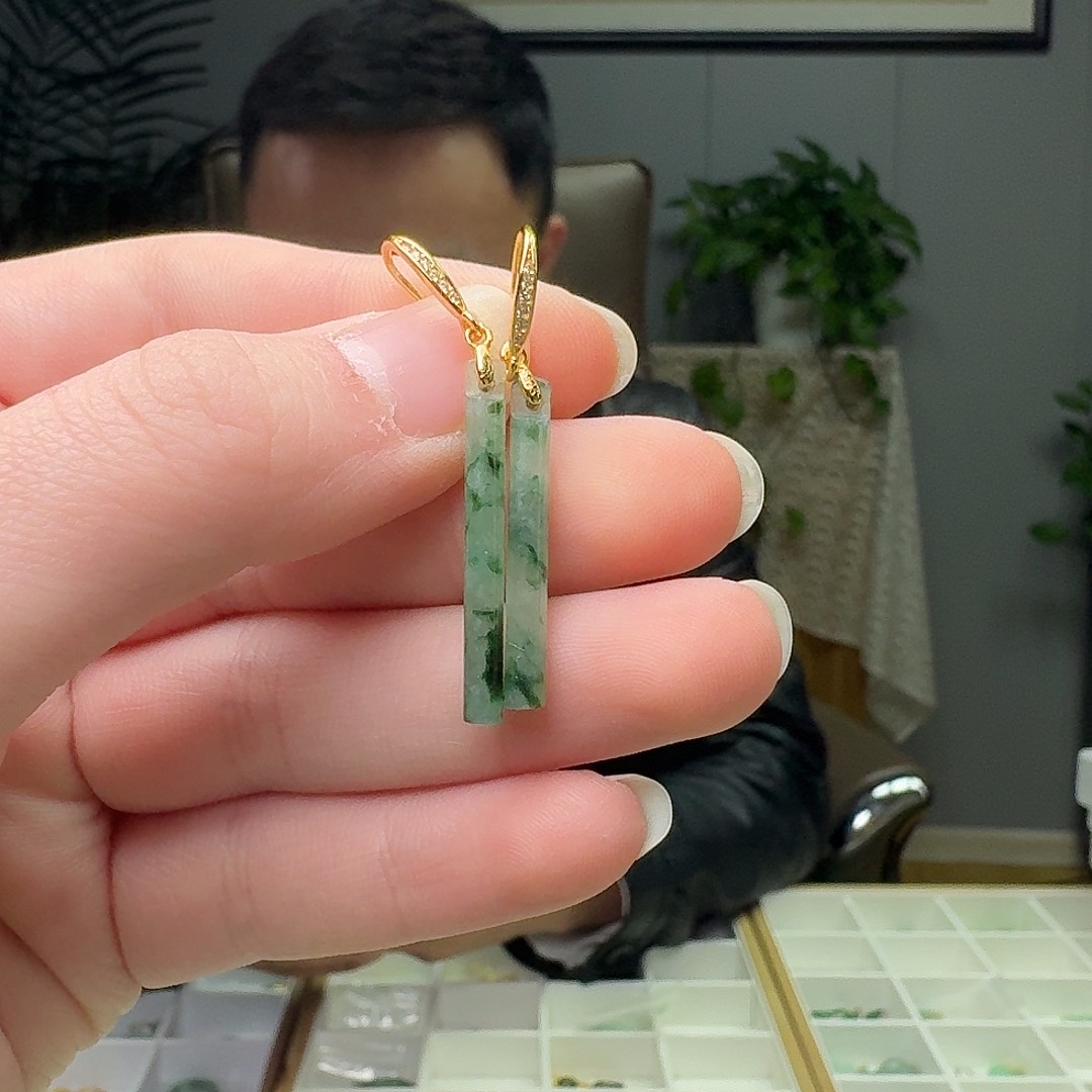 翡翠银S925镶嵌耳饰天然