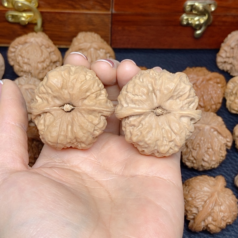 【闪购商品】文玩核桃吊坠^****^蛙蛙42