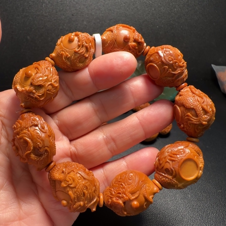 橄榄核吊坠九转龙湖